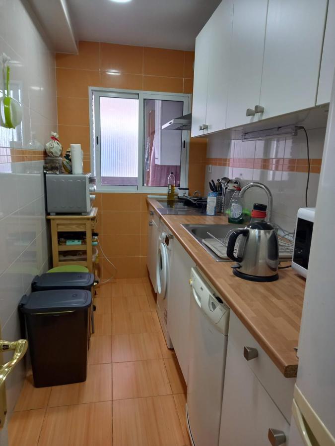 Alojamiento Disponible Para Una Persona Apartamento
